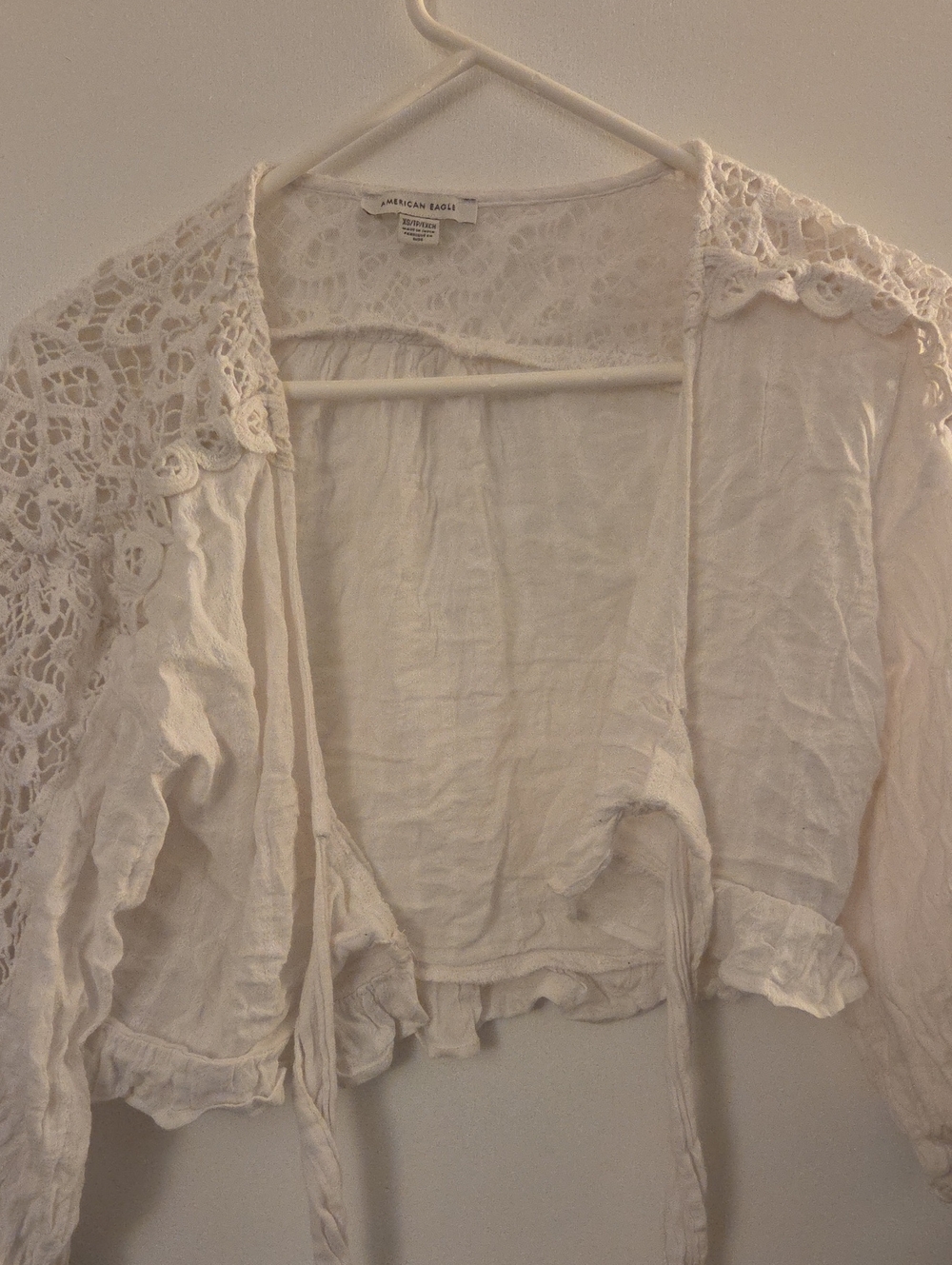 American Eagle White Crochet Lace Shrug